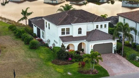 $924,900 | 13720 Saw Palm Crk Trail, Lakewood Ranch, FL 34211