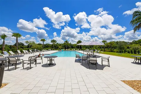 $924,900 | 13720 Saw Palm Crk Trail, Lakewood Ranch, FL 34211