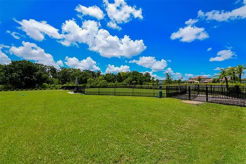 $924,900 | 13720 Saw Palm Crk Trail, Lakewood Ranch, FL 34211