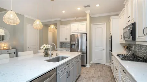 $924,900 | 13720 Saw Palm Crk Trail, Lakewood Ranch, FL 34211