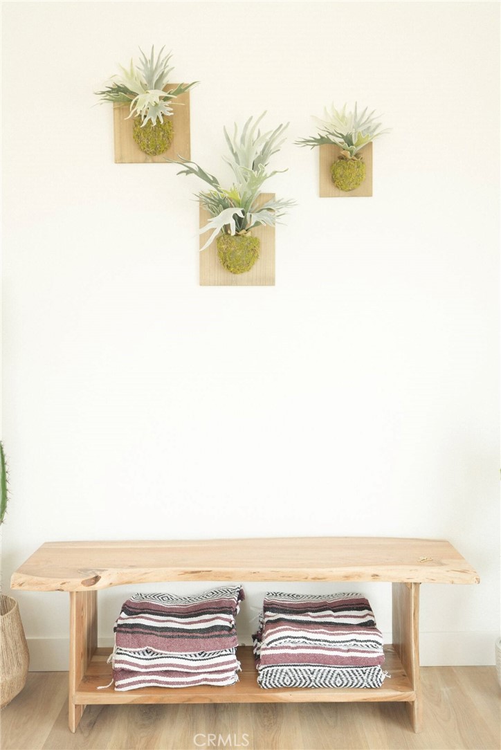571 Ripon Avenue Yucca Valley, CA 92284 - Photo 43 of 43 a view of workspace with lounge chair