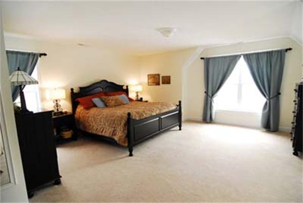 91 Barker Hill Road Townsend, MA 01469 - Photo 11 of 21 Gallery Image 11