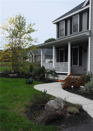 91 Barker Hill Road Townsend, MA 01469 - Photo 6 of 21 Gallery Image 6