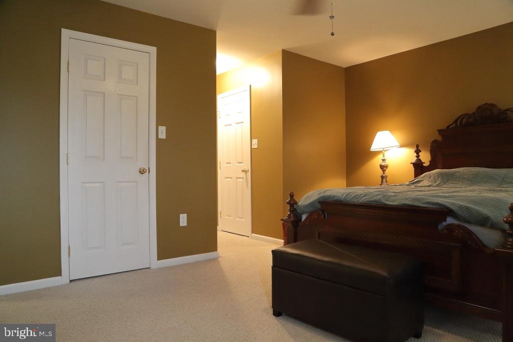 271 Cambridge Lane Lititz, PA 17543 - Photo 15 of 28