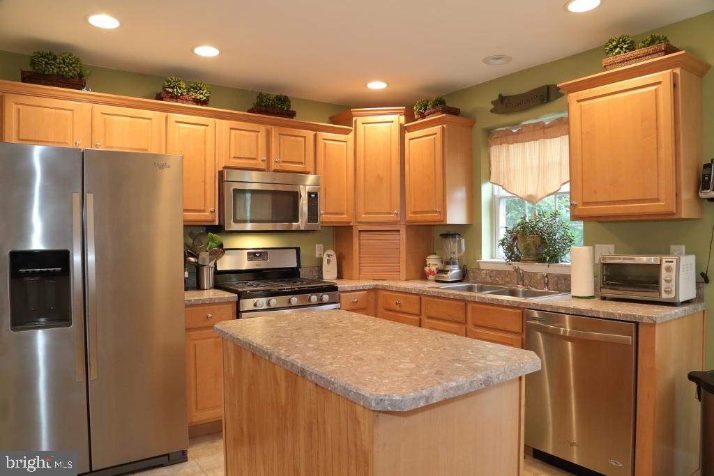 271 Cambridge Lane Lititz, PA 17543 - Photo 6 of 28