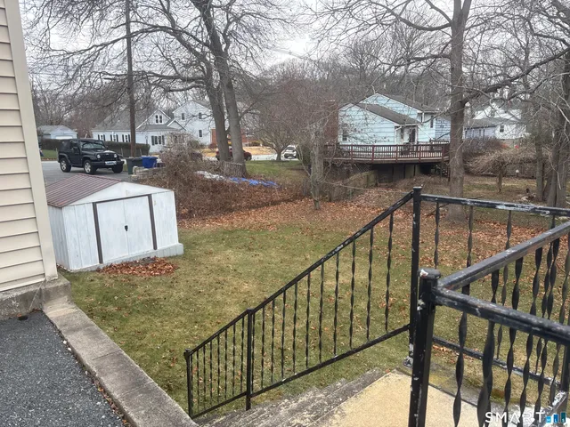 $229,000 | 214 Poquonnock Road, Groton, CT 06340