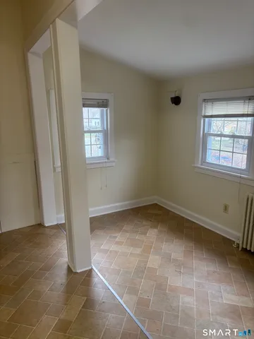 $229,000 | 214 Poquonnock Road, Groton, CT 06340