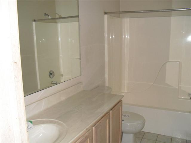 2047 Waymont Road Columbus, OH 43229 - Photo 11 of 13 Gallery Image 11