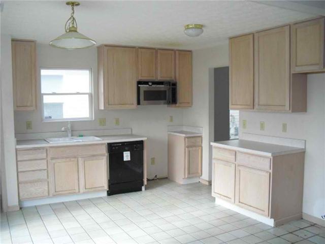 2047 Waymont Road Columbus, OH 43229 - Photo 5 of 13 Gallery Image 5