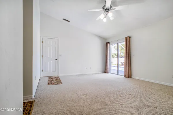 $3,300 | 6115 Sabal Point Circle, Port Orange, FL 32128