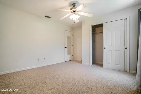 $3,300 | 6115 Sabal Point Circle, Port Orange, FL 32128