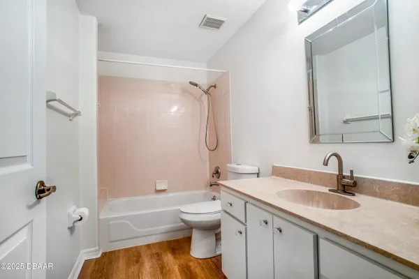 $3,300 | 6115 Sabal Point Circle, Port Orange, FL 32128