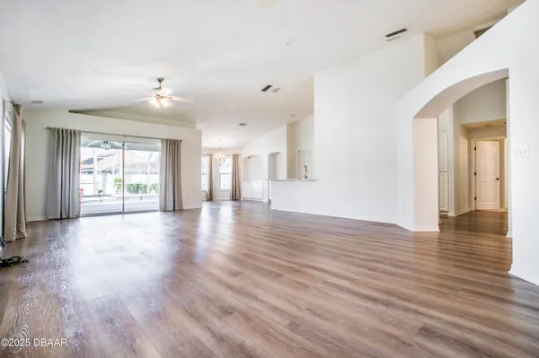 $3,300 | 6115 Sabal Point Circle, Port Orange, FL 32128