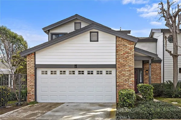 $4,895 | 12628 Newport Avenue, Tustin, CA 92780