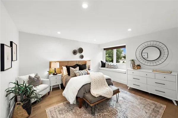 $4,895 | 12628 Newport Avenue, Tustin, CA 92780