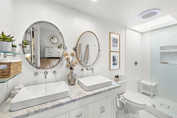 $4,895 | 12628 Newport Avenue, Tustin, CA 92780