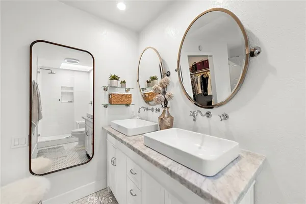 $4,895 | 12628 Newport Avenue, Tustin, CA 92780