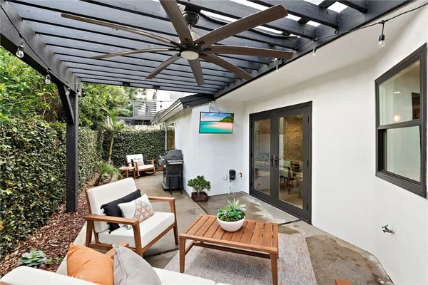 $4,895 | 12628 Newport Avenue, Tustin, CA 92780