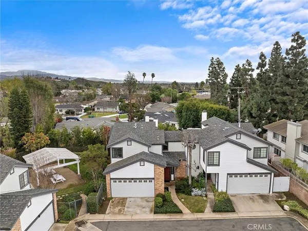 $4,895 | 12628 Newport Avenue, Tustin, CA 92780