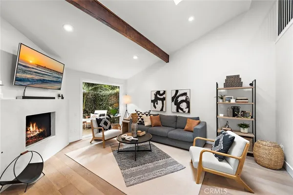 $4,895 | 12628 Newport Avenue, Tustin, CA 92780