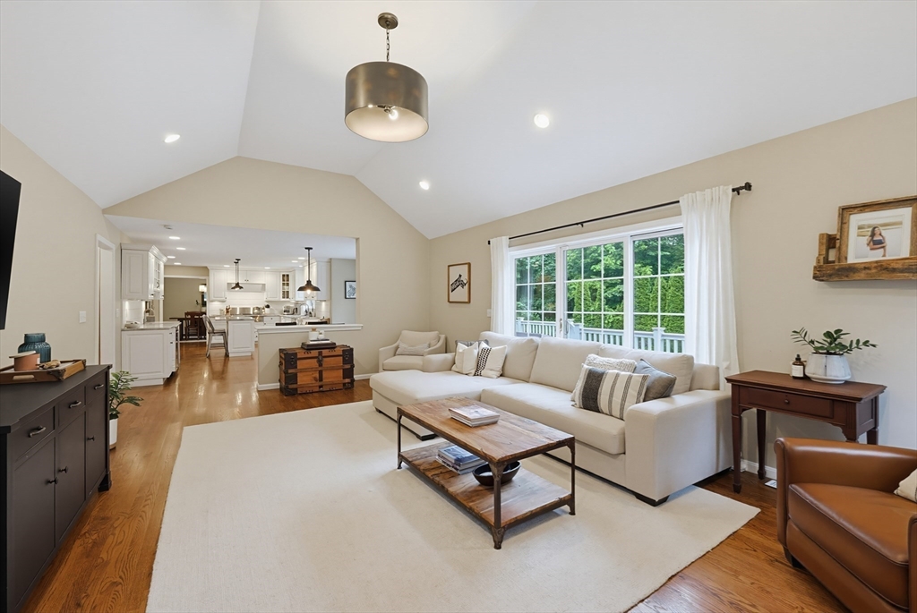 15 Applewood Road Norfolk, MA 02056 - Photo 5 of 42