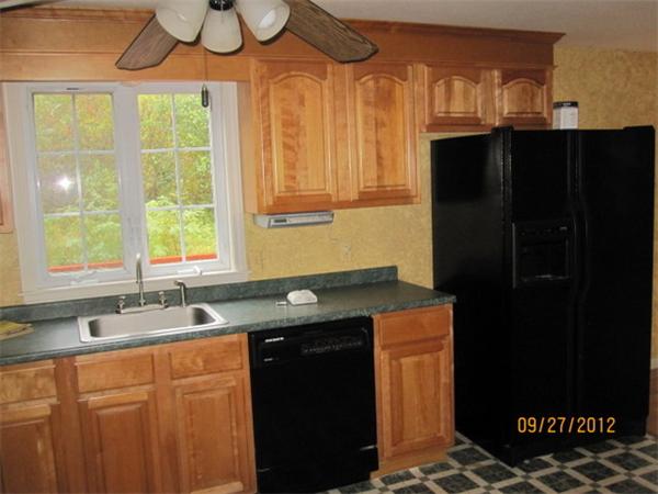 784 Old Petersham Road Barre, MA 01005 - Photo 9 of 28