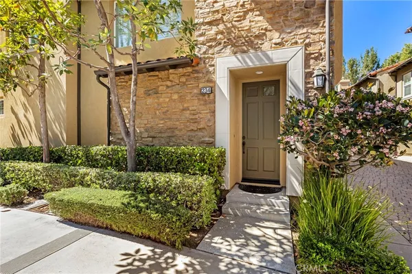 $1,470,000 | 234 Lonetree, Irvine, CA 92603