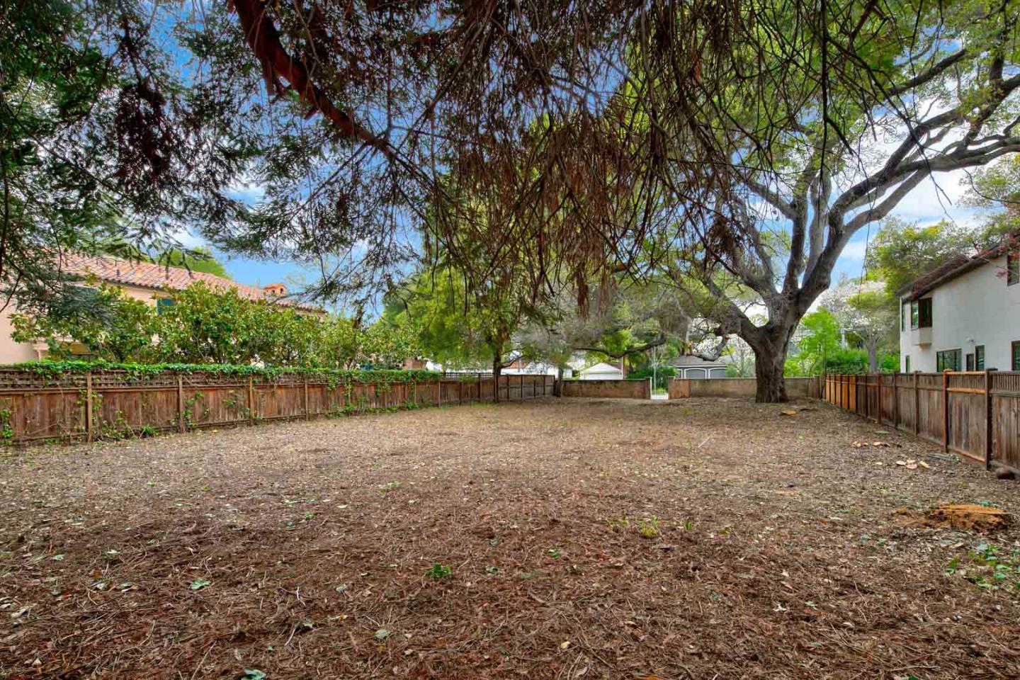 1628 Bryant Street Palo Alto, CA 94301 - Photo 12 of 18