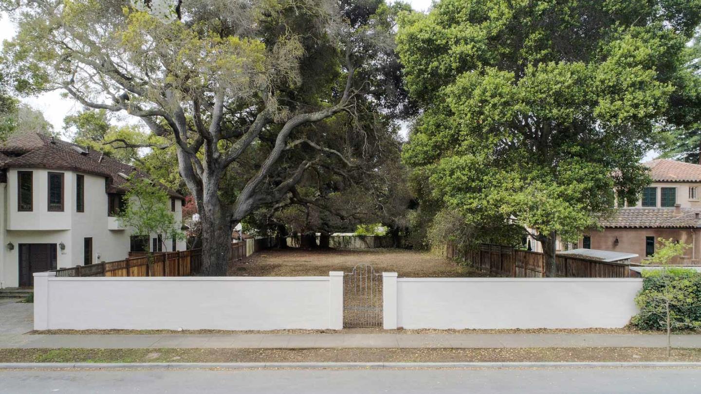 1628 Bryant Street Palo Alto, CA 94301 - Photo 5 of 18