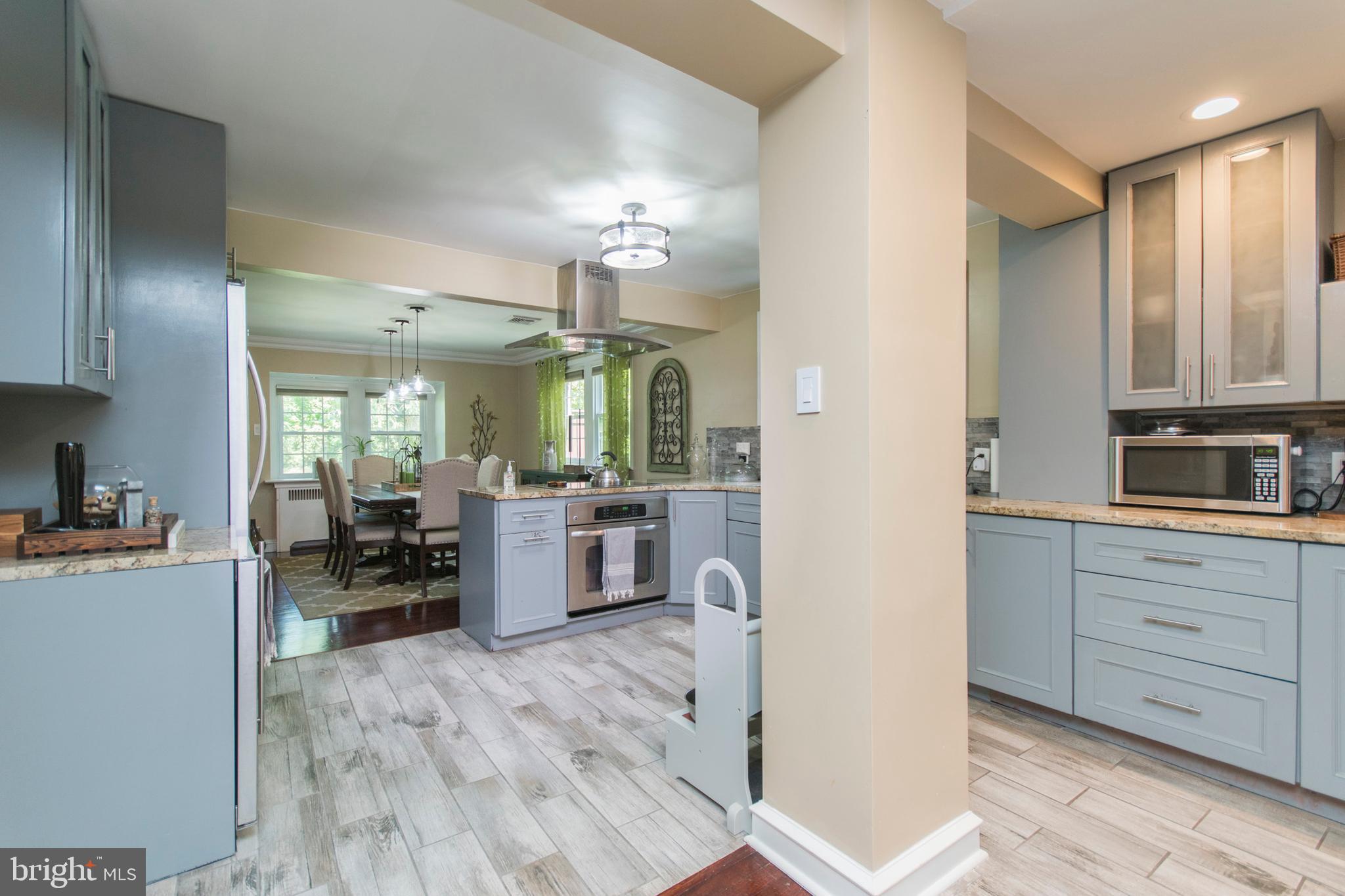 909 Ashbourne Road Cheltenham, PA 19012 - Photo 12 of 36 The heart of your home: