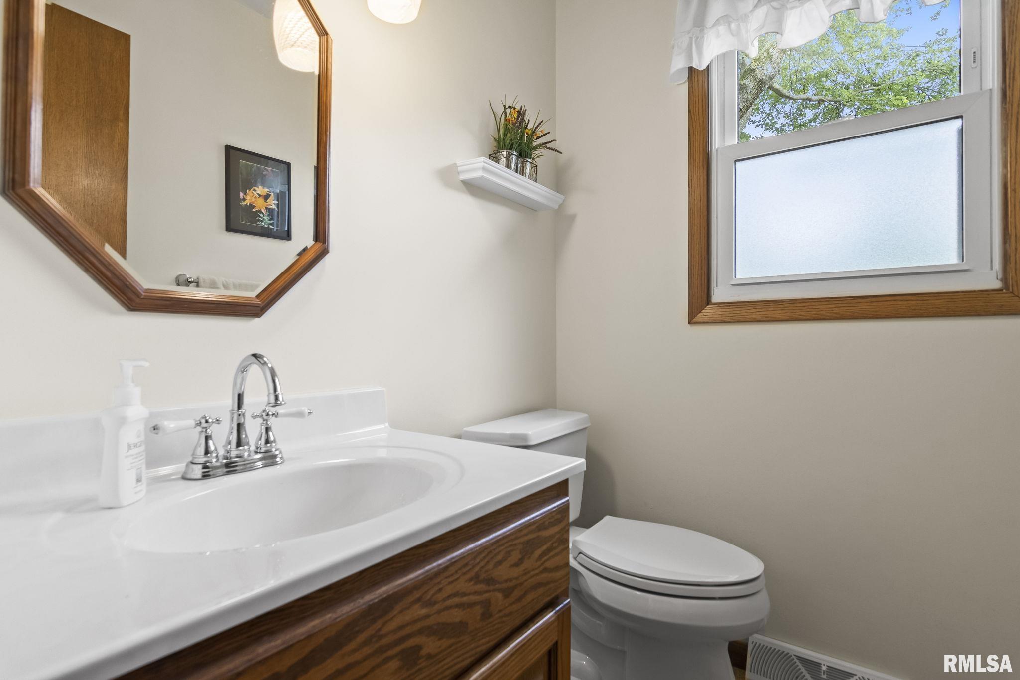 114 Golf Road Springfield, IL 62704 - Photo 30 of 35