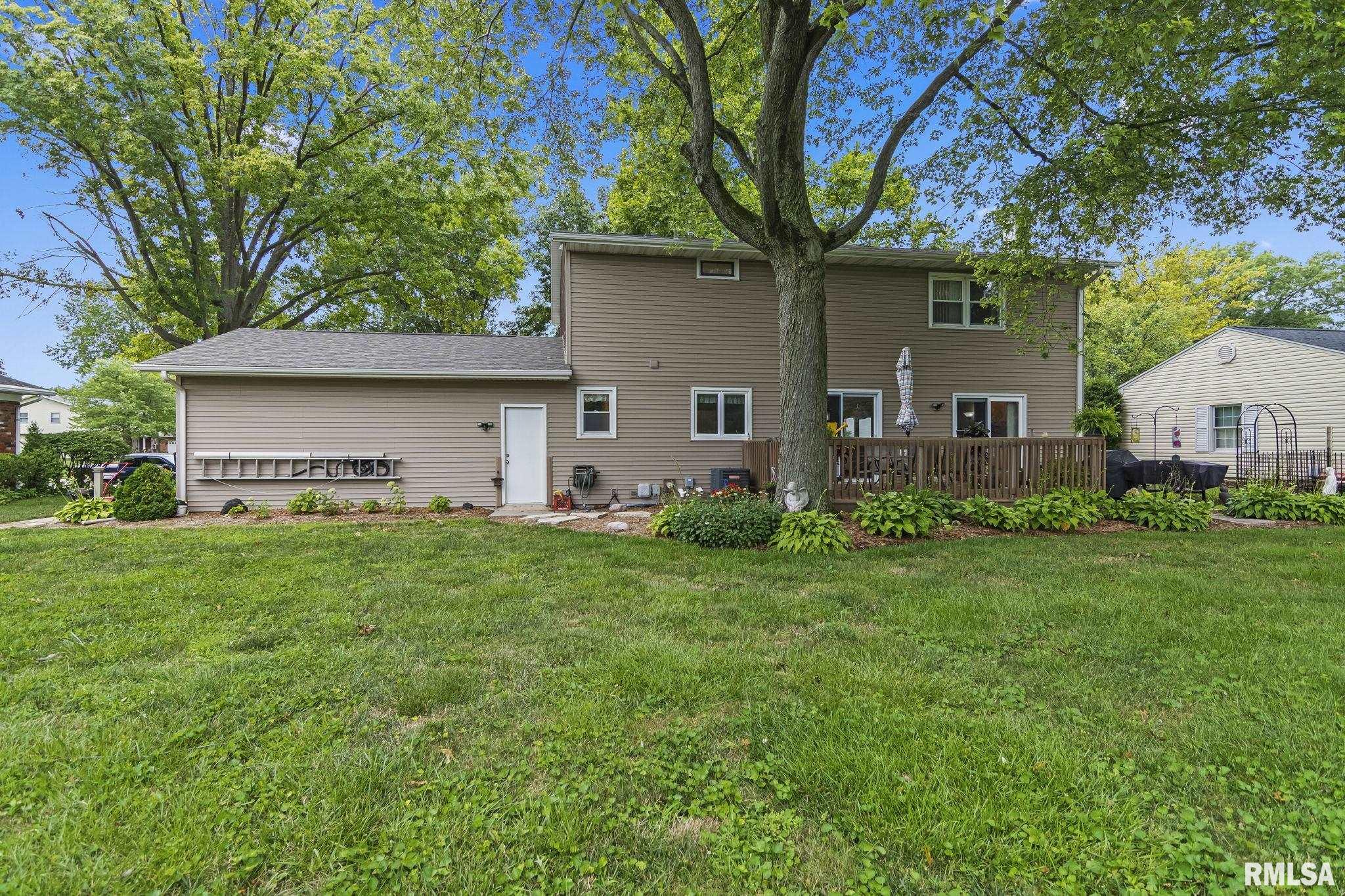 114 Golf Road Springfield, IL 62704 - Photo 4 of 35