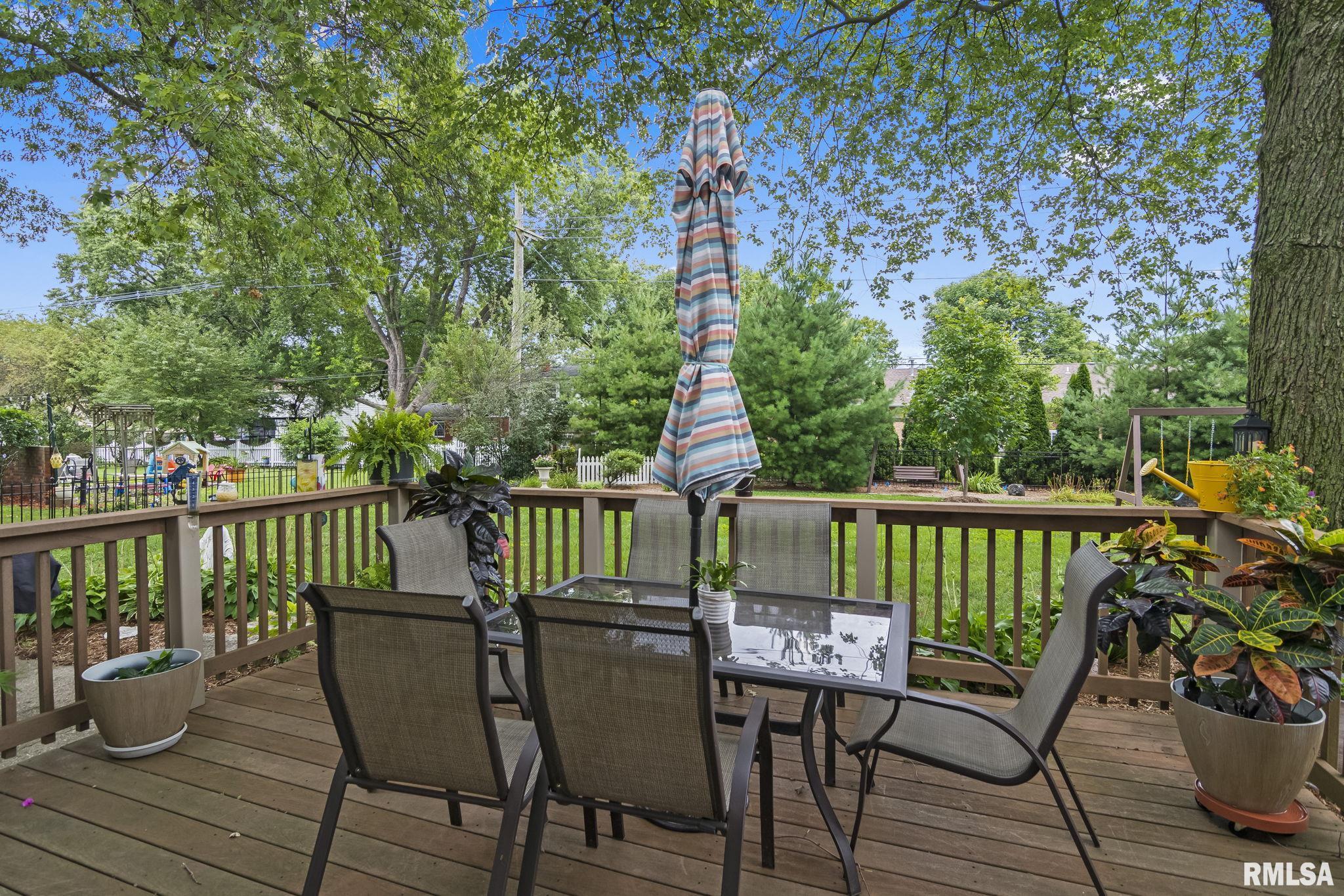 114 Golf Road Springfield, IL 62704 - Photo 6 of 35