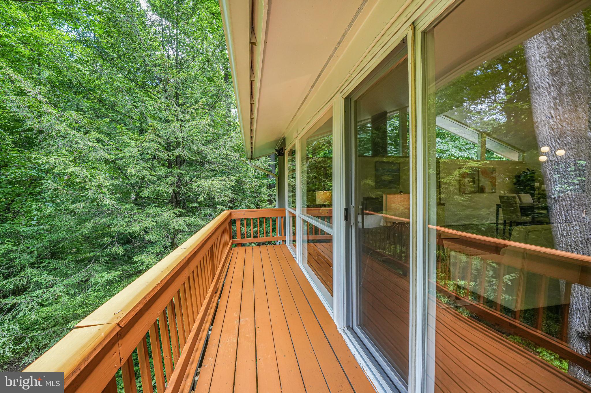 2 Persimmon Court Bethesda, MD 20817 - Photo 18 of 89