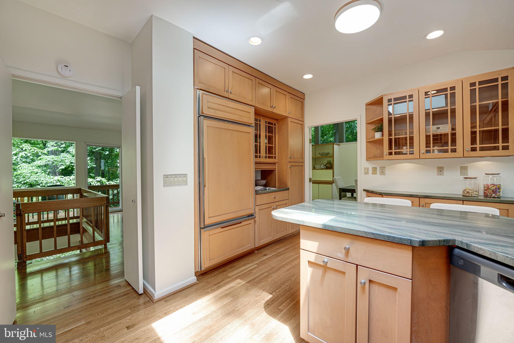 2 Persimmon Court Bethesda, MD 20817 - Photo 28 of 89