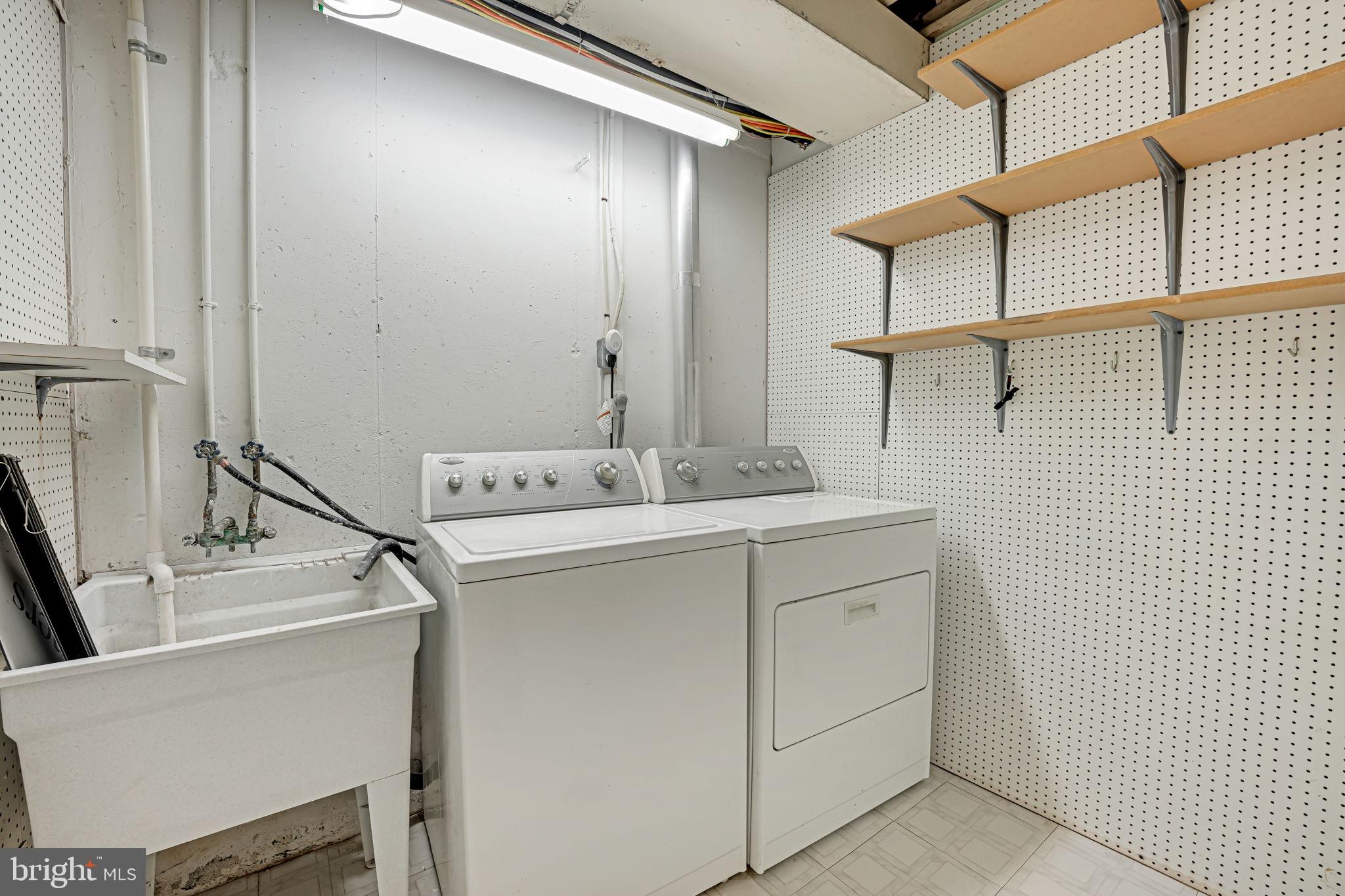 2 Persimmon Court Bethesda, MD 20817 - Photo 58 of 89