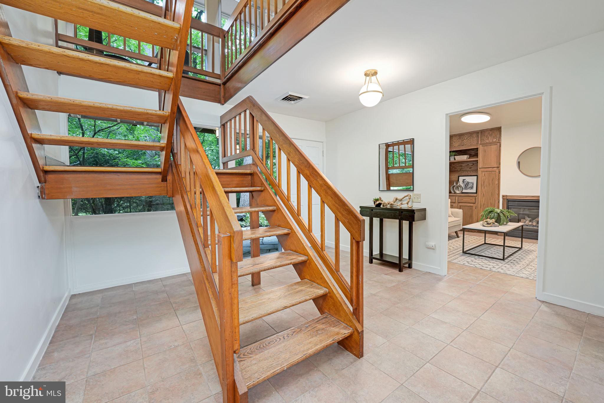 2 Persimmon Court Bethesda, MD 20817 - Photo 6 of 89