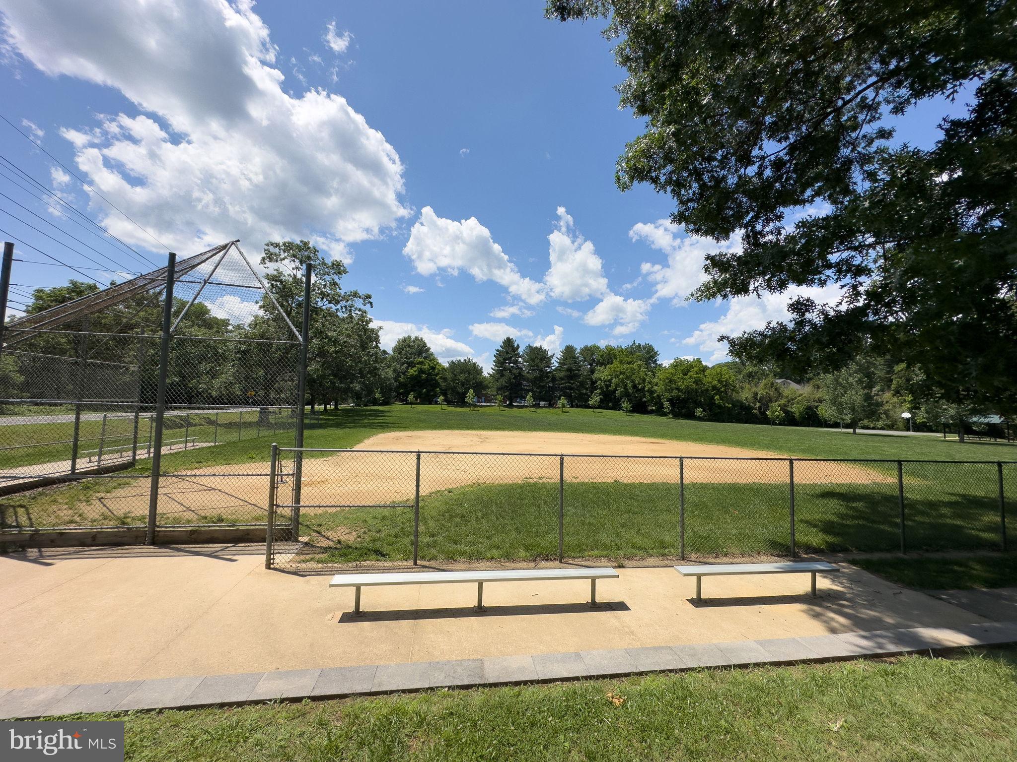 2 Persimmon Court Bethesda, MD 20817 - Photo 69 of 89