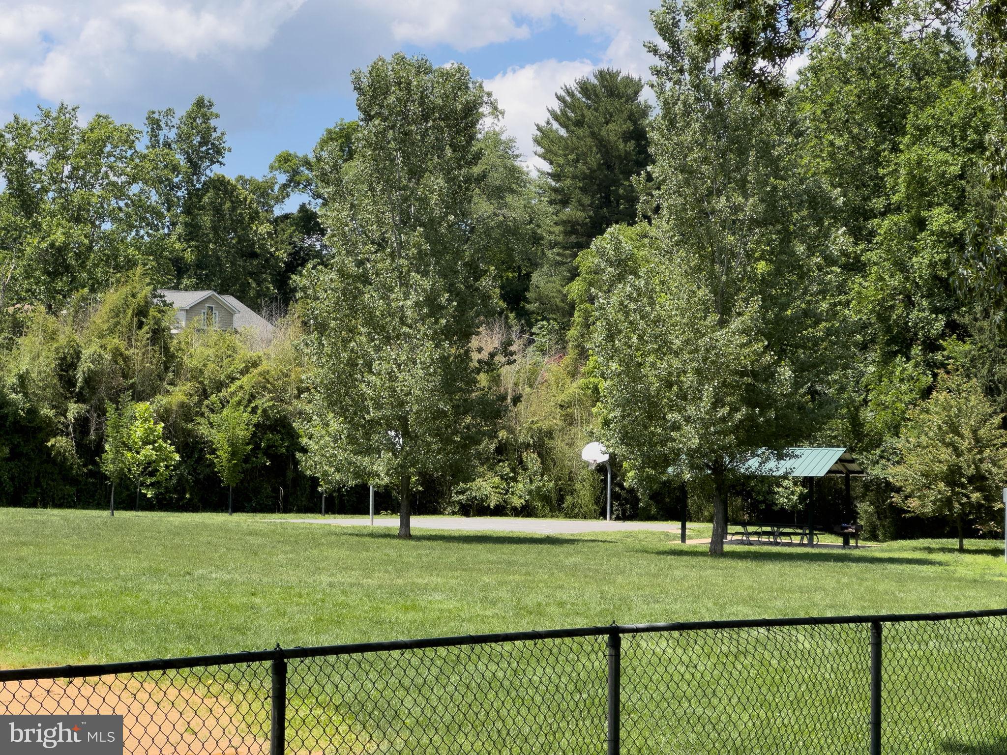 2 Persimmon Court Bethesda, MD 20817 - Photo 70 of 89