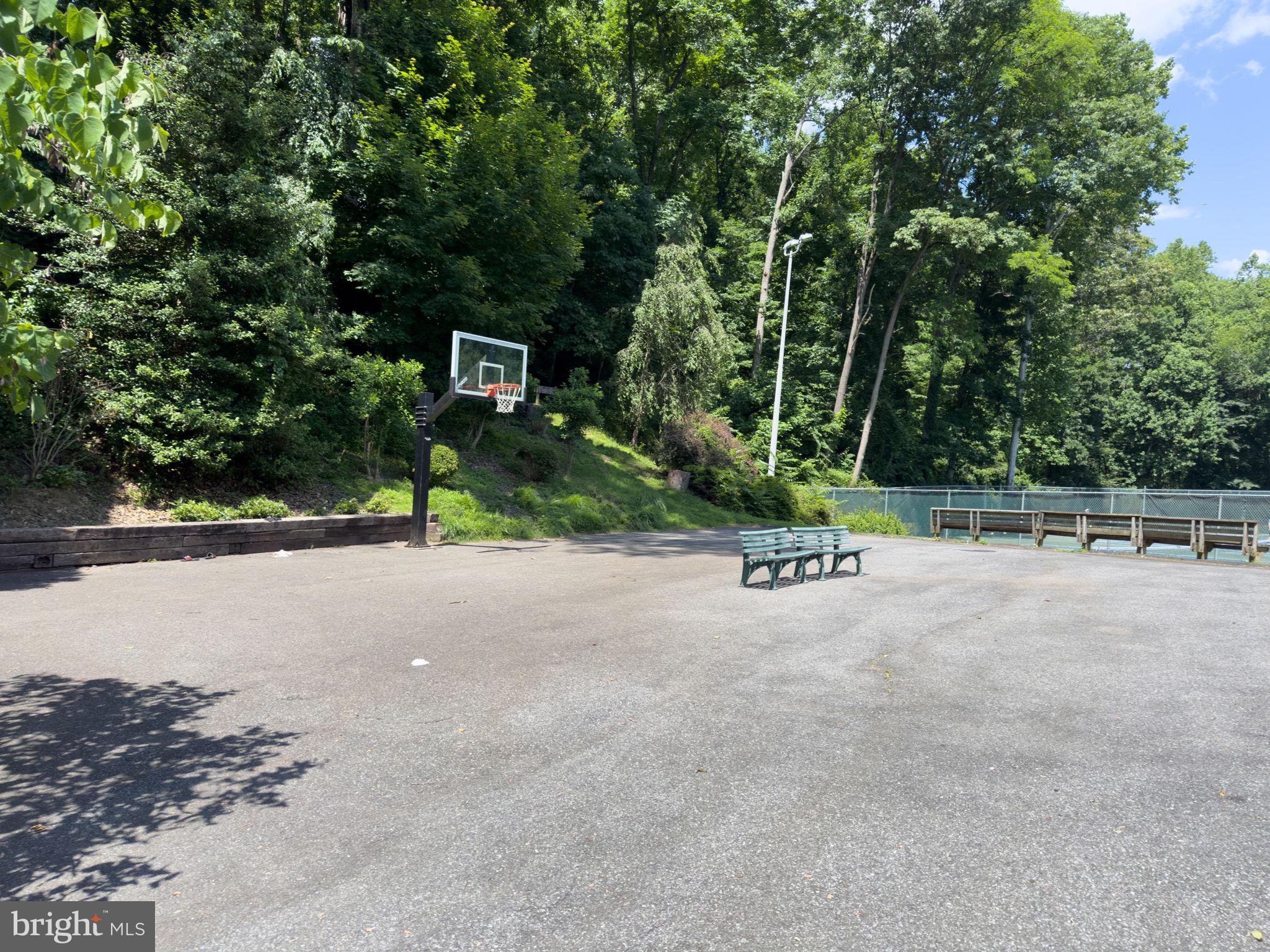 2 Persimmon Court Bethesda, MD 20817 - Photo 74 of 89