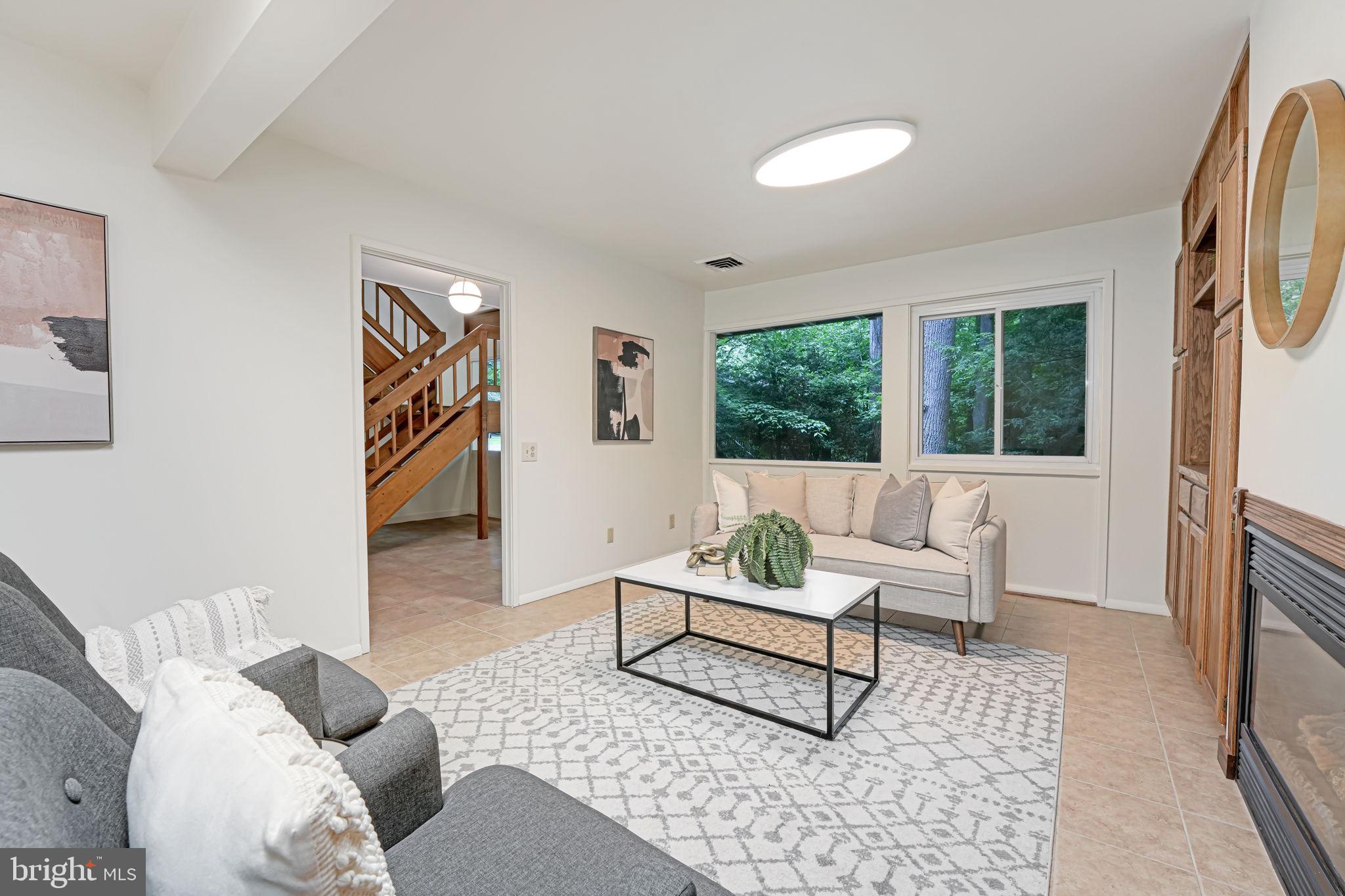 2 Persimmon Court Bethesda, MD 20817 - Photo 9 of 89