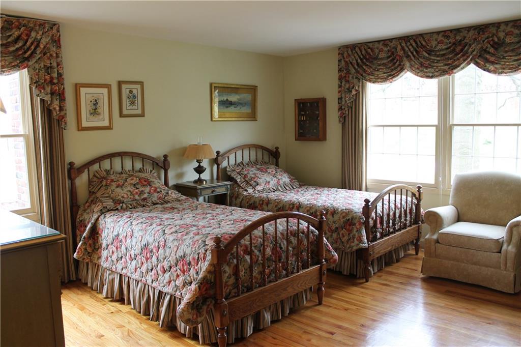 615 Harrogate Road Pittsburgh, PA 15241 - Photo 21 of 25 Gallery Image 21