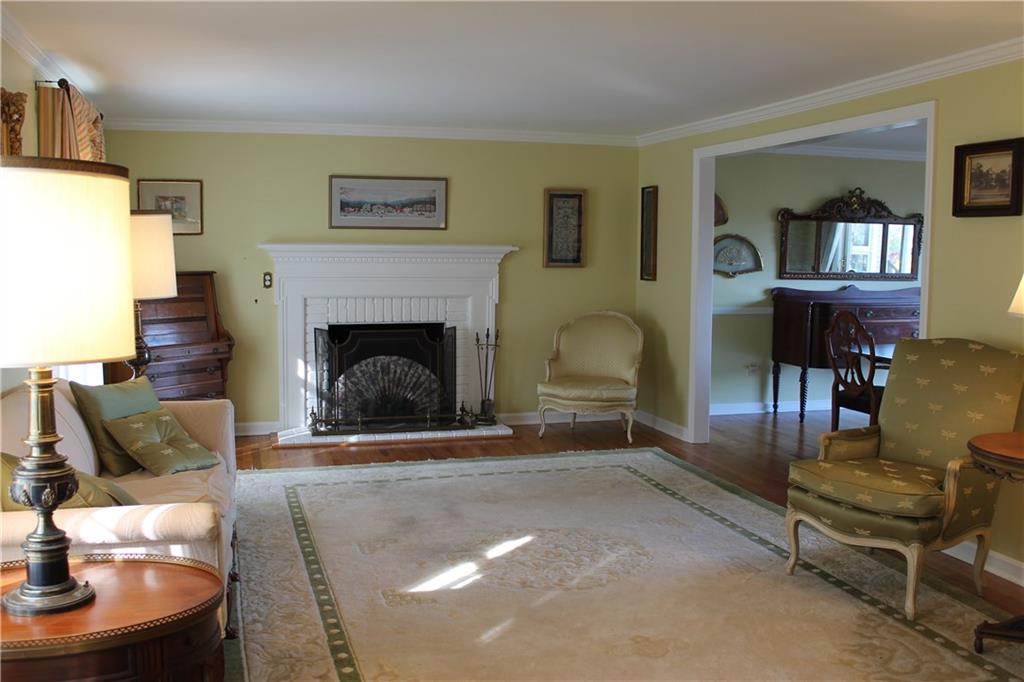 615 Harrogate Road Pittsburgh, PA 15241 - Photo 4 of 25 Gallery Image 4