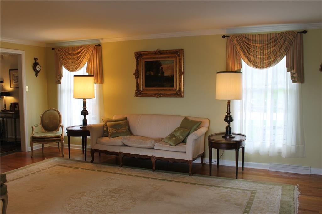 615 Harrogate Road Pittsburgh, PA 15241 - Photo 5 of 25 Gallery Image 5