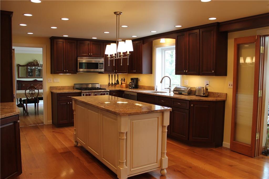 615 Harrogate Road Pittsburgh, PA 15241 - Photo 7 of 25 Gallery Image 7