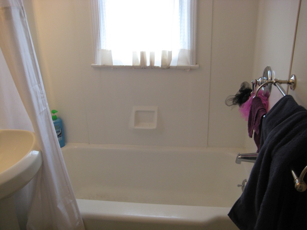 87 Granger Street Springfield, MA 01119 - Photo 13 of 18