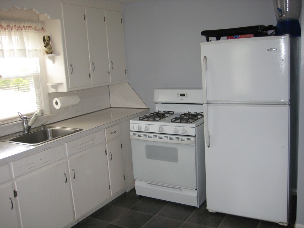 87 Granger Street Springfield, MA 01119 - Photo 5 of 18