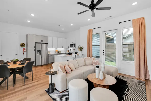 $2,785 | 1633-200 Bernard Street, Rowlett, TX 75089