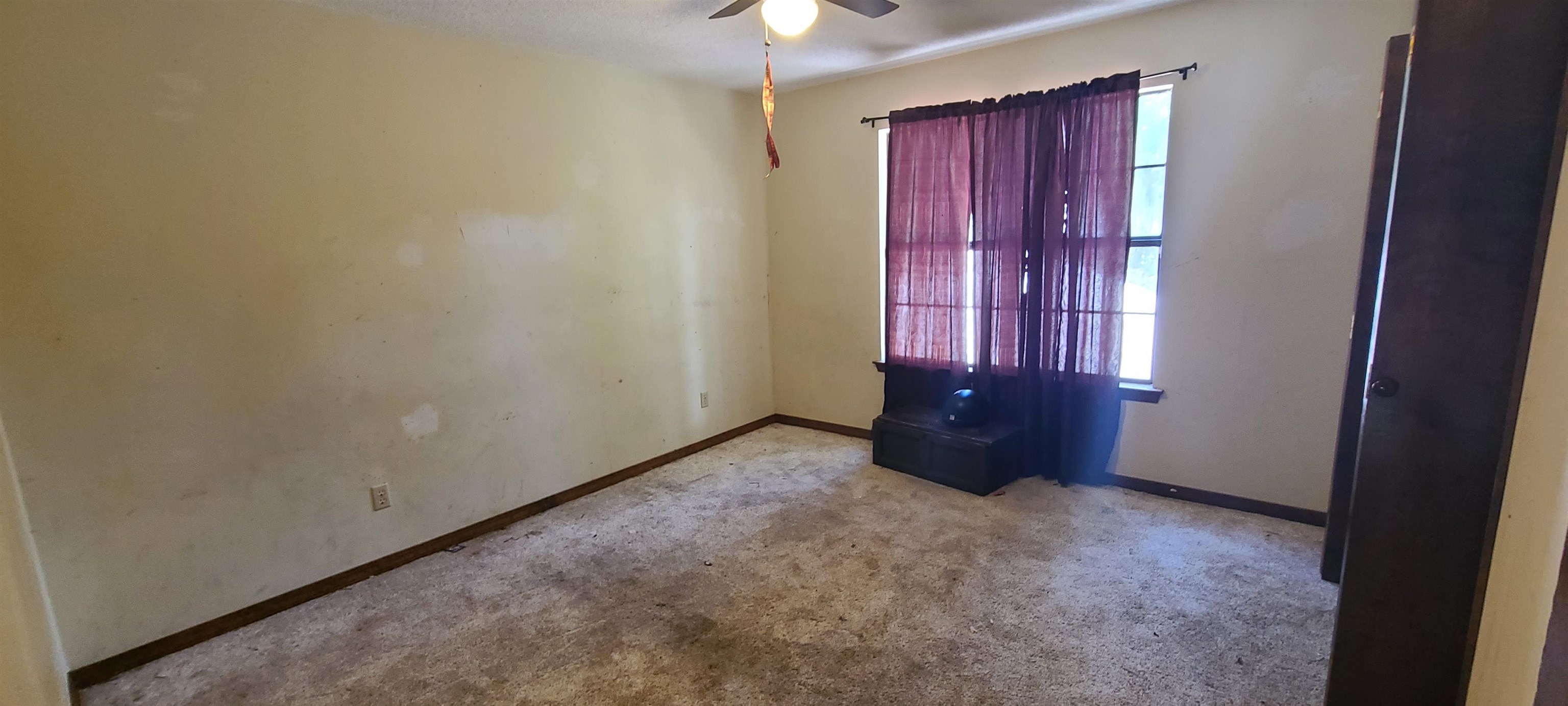 137 Lakeview Loop Daphne, AL 36526 - Photo 12 of 18 3rd Bedroom
