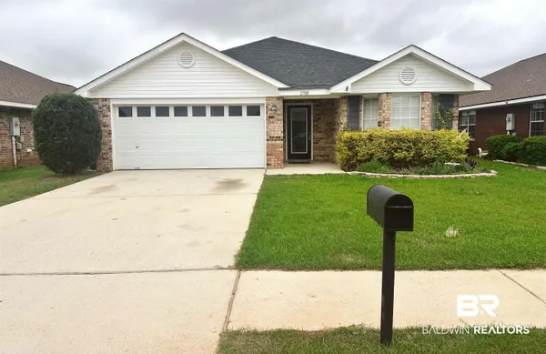 $2,150 | 2700 Hampton Park Circle, Foley, AL 36535